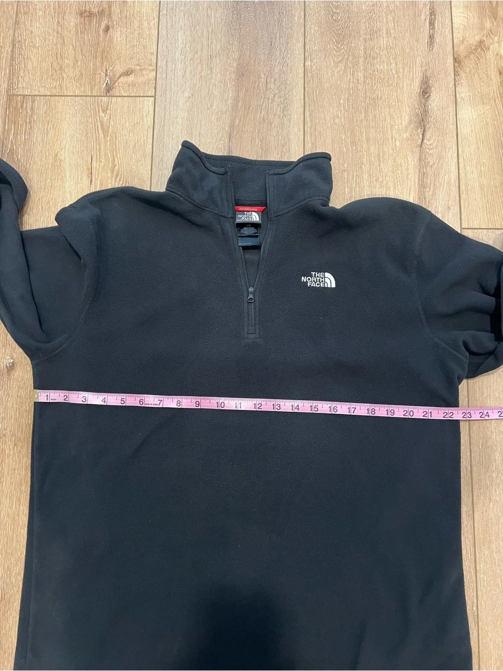 North Face Black Fleece Jacket quarter zip. Light weight fleece